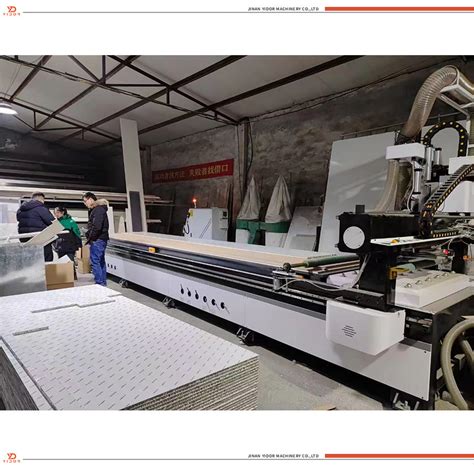 linear automatic loading and unloading atc cnc router carving 